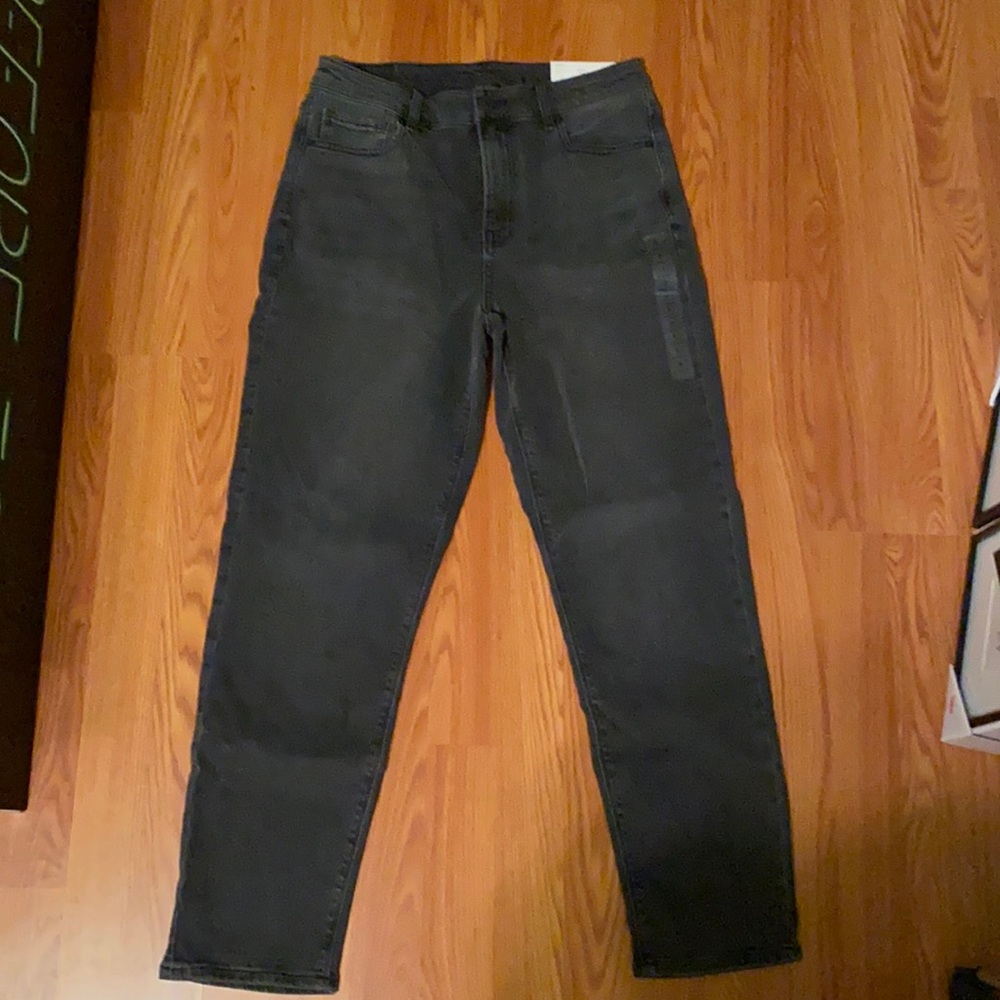 american eagle high rise mom jean